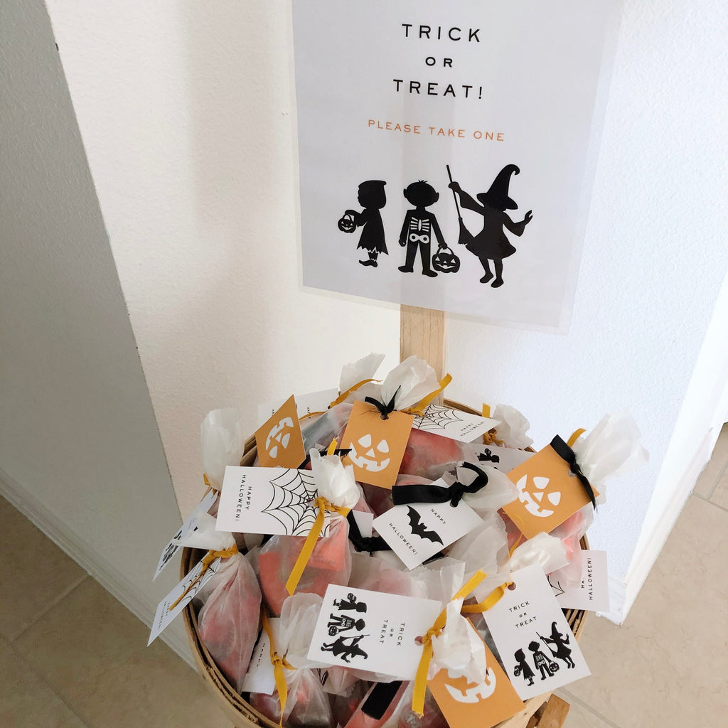 Spider Web Halloween Gift Tag, Printable Treat Bag Tag (PDF)